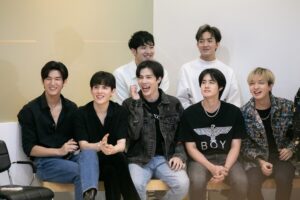 14. นักแสดงรุ่นพี่ใน STH ร่วมชมการแคสติ้งนักแสดงหน้าใหม่เข้าสังกัด