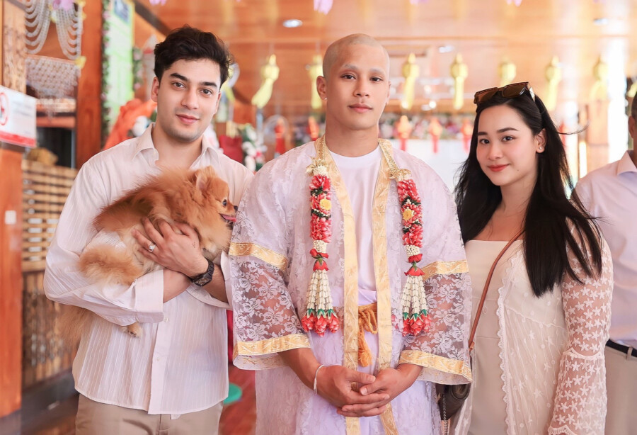 A0B2FEC1-ACDA-4CFB-A347-4139EAB51413