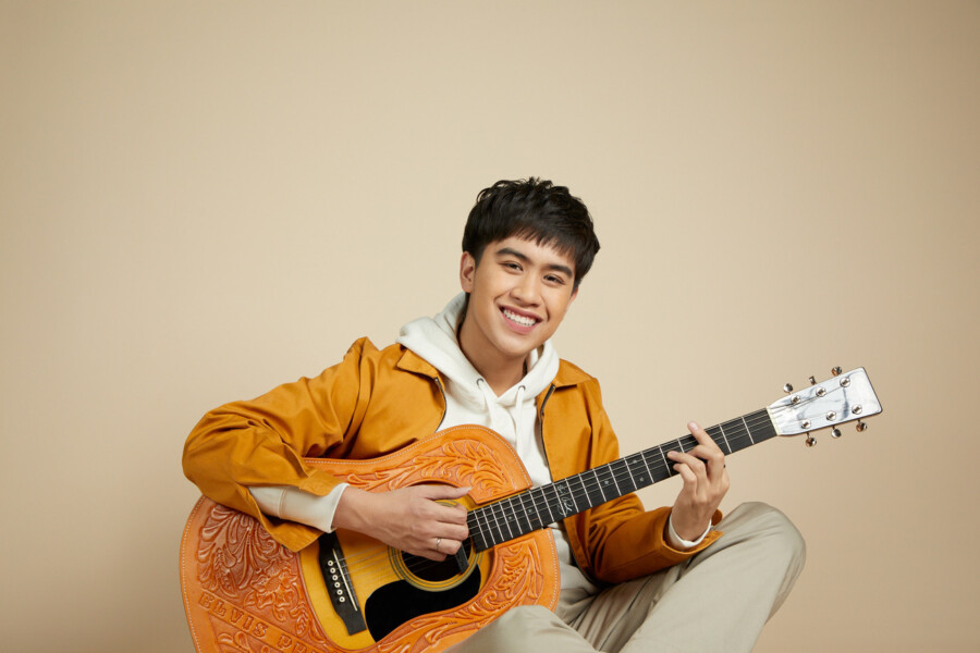 EE9714AC-F347-4D30-BD76-347B1038626B