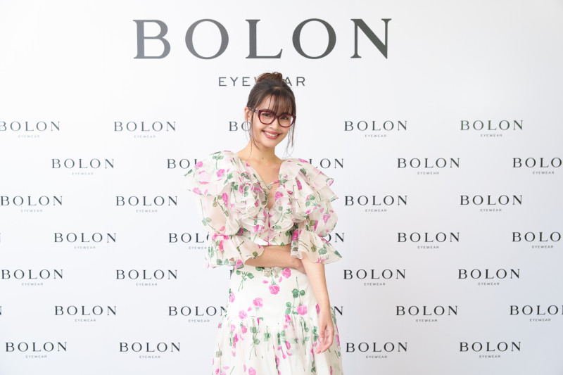 “ญาญ่า - อุรัสยา เสปอร์บันด์” 01