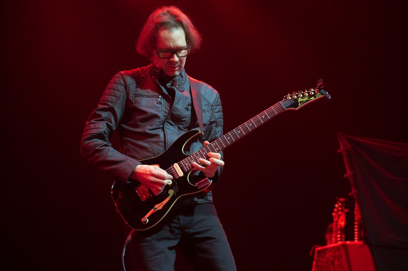 1691842044702_copy_800x533