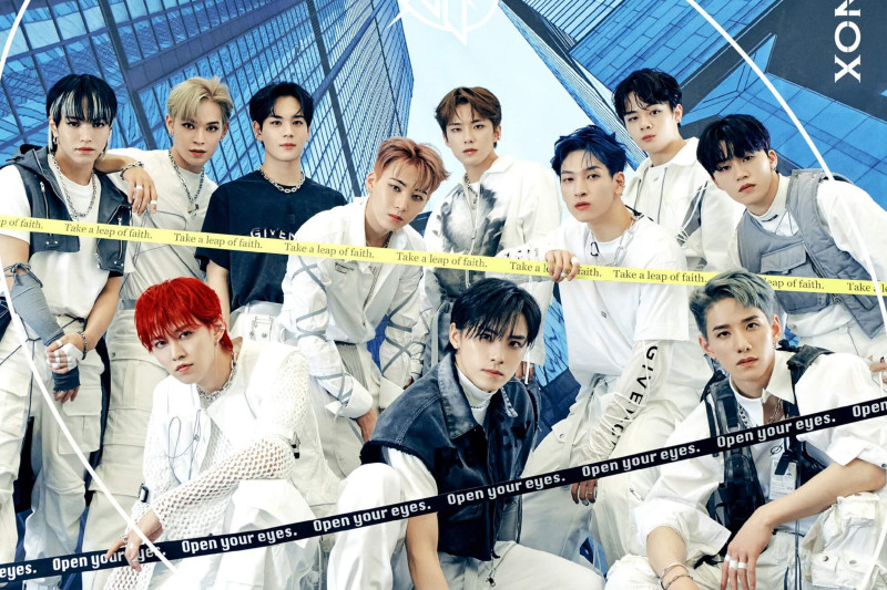 GridArt_20230825_143811352