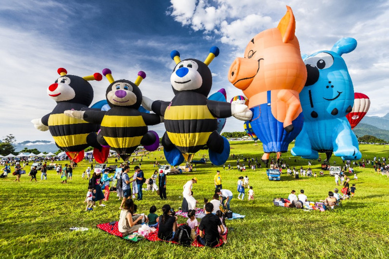 TaichungBalloon_copy_1024x683