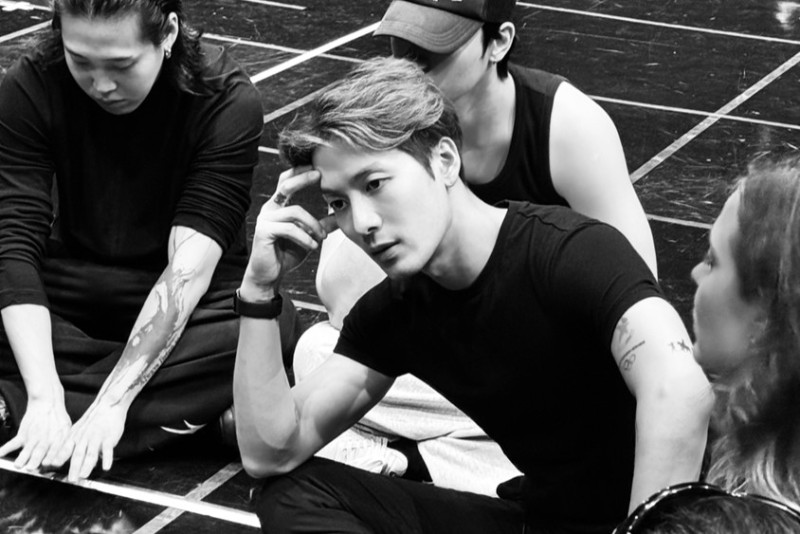 เวทีสะเทือน! “แจ็คสัน หวัง” เลือกไทยเปิด MAGICMAN 2 ที่แรกของโลก